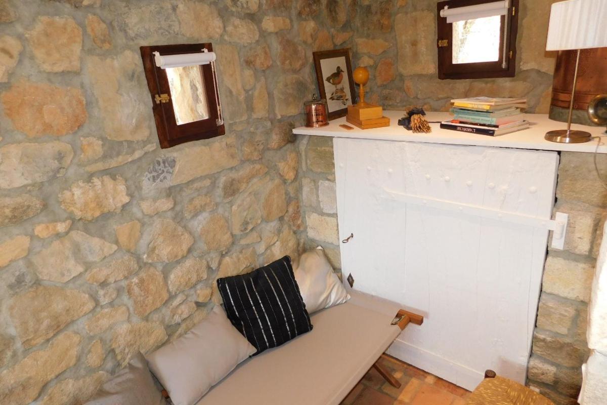 Chambre D'Hotes Les Cerisiers Vesseaux Buitenkant foto